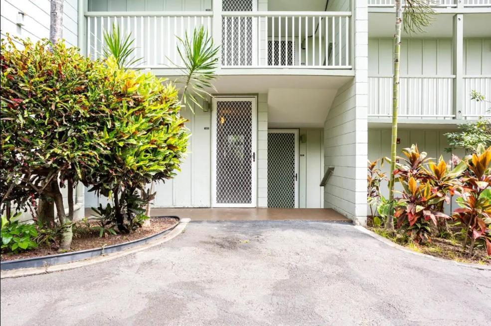Downtown Hawaiian Theme Condo With Hot Tub, Pool & Beach - Kona Islander Inn Kailua-Kona Extérieur photo