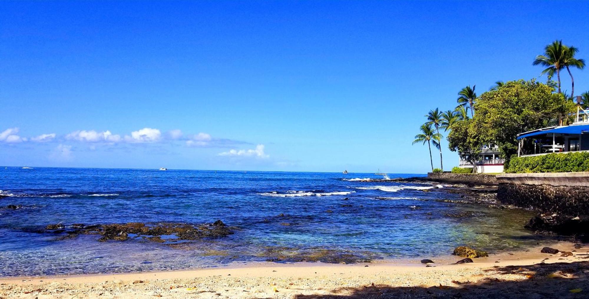 Downtown Hawaiian Theme Condo With Hot Tub, Pool & Beach - Kona Islander Inn Kailua-Kona Extérieur photo
