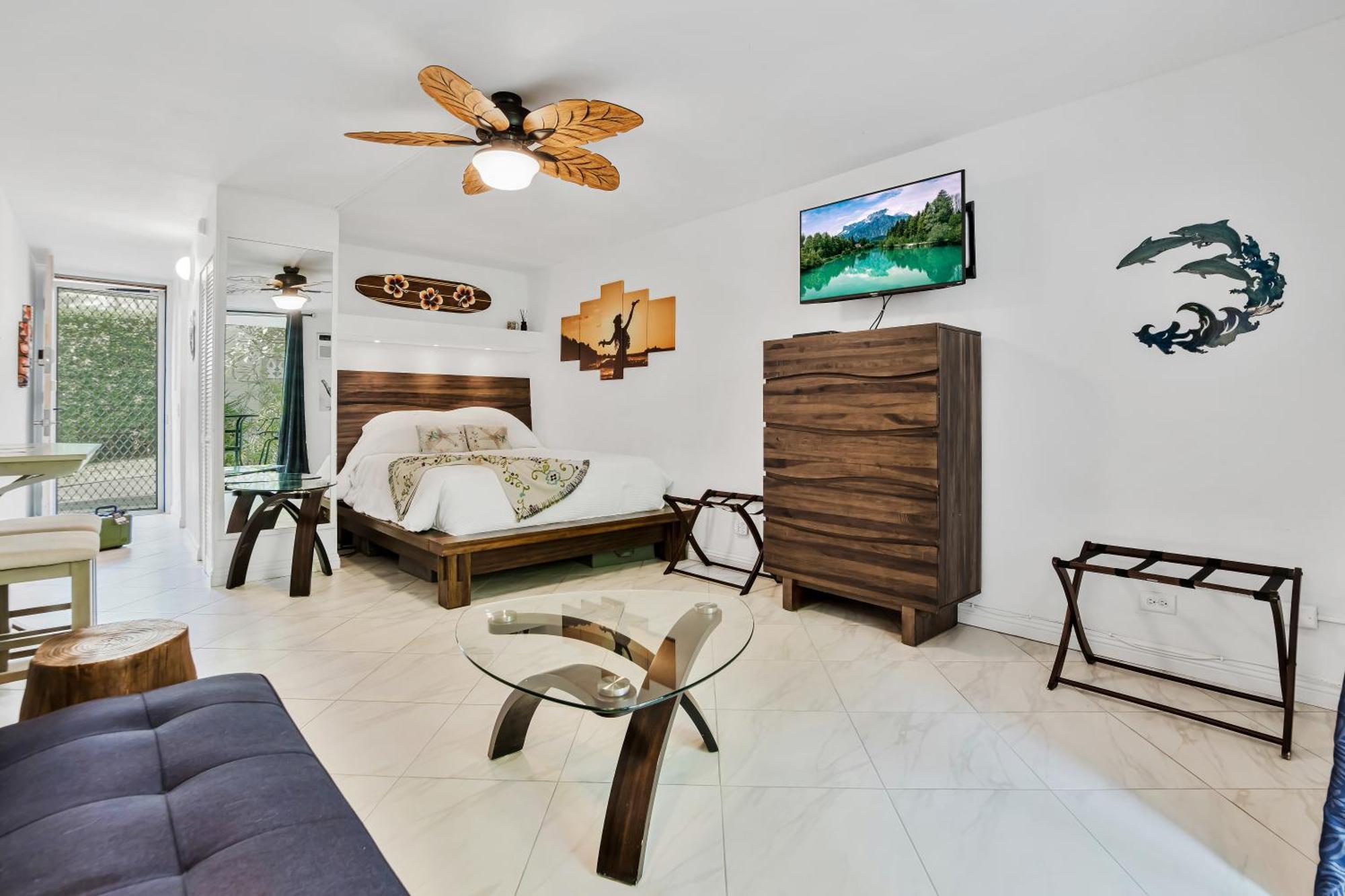 Downtown Hawaiian Theme Condo With Hot Tub, Pool & Beach - Kona Islander Inn Kailua-Kona Extérieur photo